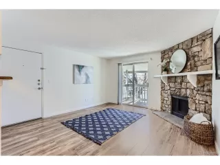 Photo #2: 1886913 Listing