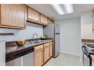 Photo #5: 1886913 Listing