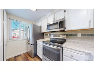 Photo #3: 1888266 Listing 