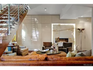 Photo #2: 1888367 Listing