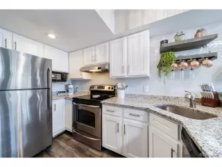 Photo #6: 1891078 Listing