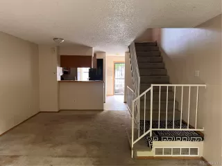 Photo #4: 1891288 Listing