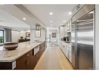 Photo #3: 1893689 Listing