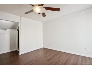 Photo #5: 1893888 Listing