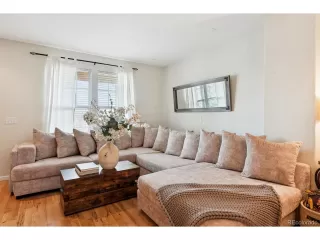 Photo #3: 1894209 Listing 