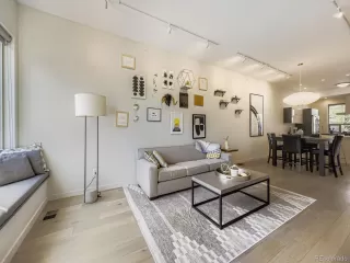 Photo #6: 1895516 Listing