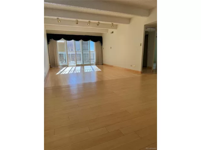 MLS: 1898219 Condo For Sale