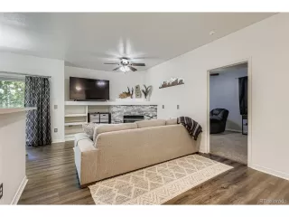 Photo #2: 1899754 Listing 