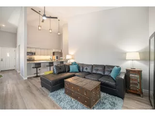 Photo #3: 1900243 Listing 