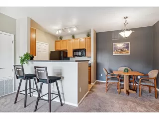 Photo #6: 1901428 Listing