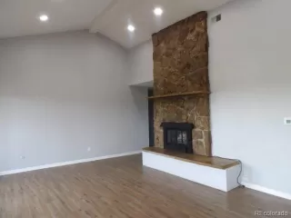 Photo #5: 1902589 Listing 