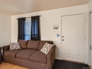 Photo #2: 1903485 Listing