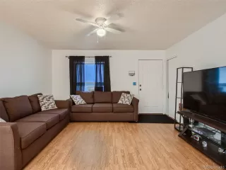 Photo #6: 1903485 Listing