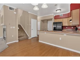 Photo #6: 1907850 Listing