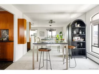 Photo #6: 1908975 Listing 