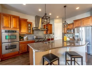 Photo #5: 1911834 Listing