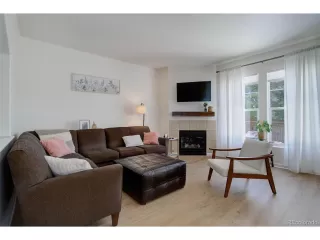 Photo #3: 1911838 Listing