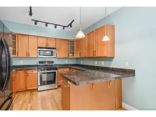 Photo #6: 1912752 Listing 