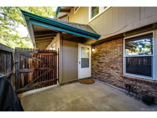 Photo #3: 1913226 Listing