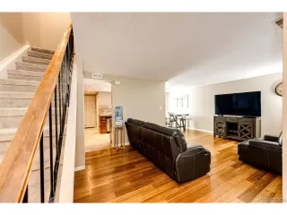 Photo #4: 1913226 Listing