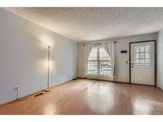 Photo #4: 1914543 Listing 