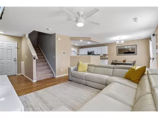 Photo #5: 1917093 Listing