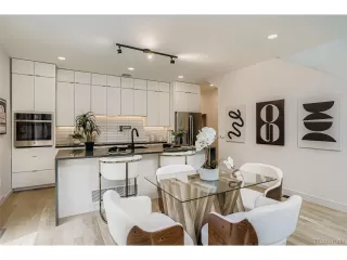 Photo #5: 1918763 Listing 