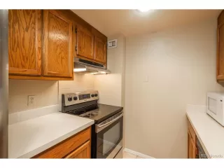 Photo #3: 1919853 Listing