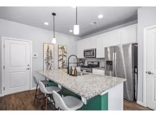 Photo #6: 1919969 Listing 