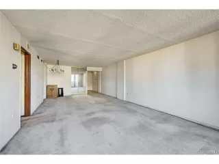Photo #5: 1921661 Listing 