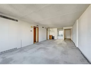 Photo #6: 1921661 Listing 