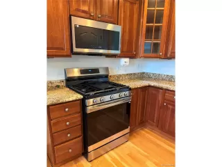 Photo #5: 1922310 Listing 