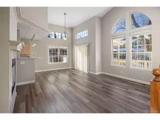 Photo #4: 1926920 Listing 