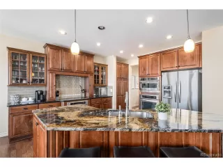 Photo #5: 1927682 Listing 