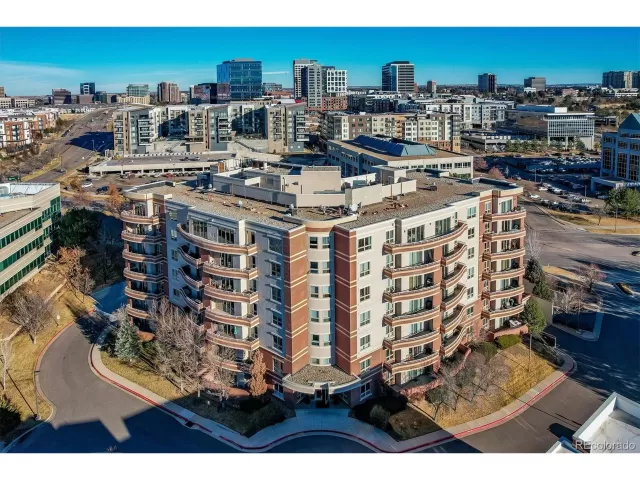 MLS: 1927710 Condo For Sale