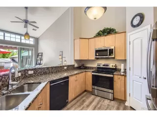 Photo #6: 1930352 Listing