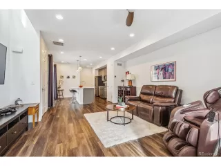 Photo #6: 1931019 Listing 