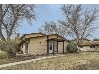 Photo #3: 1933073 Listing