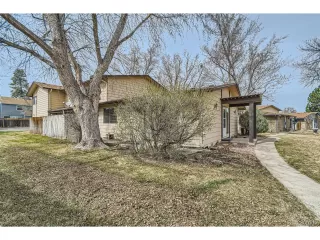 Photo #4: 1933073 Listing