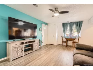 Photo #6: 1933709 Listing
