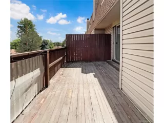 Photo #4: 1933882 Listing