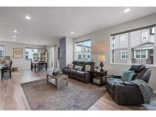 Photo #4: 1935995 Listing 