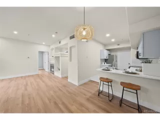 Photo #5: 1936315 Listing 