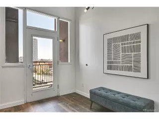 Photo #6: 1937608 Listing