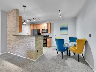 Photo #5: 1938082 Listing 