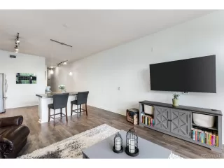 Photo #3: 1938891 Listing 