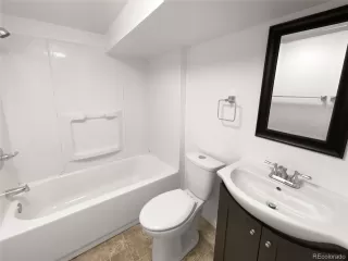 Photo #6: 1941247 Listing