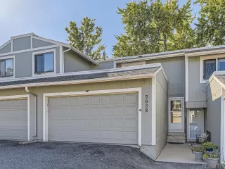 Photo #2: 1941839 Listing 