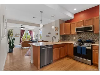 Photo #2: 1941899 Listing