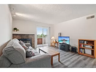 Photo #4: 1946347 Listing